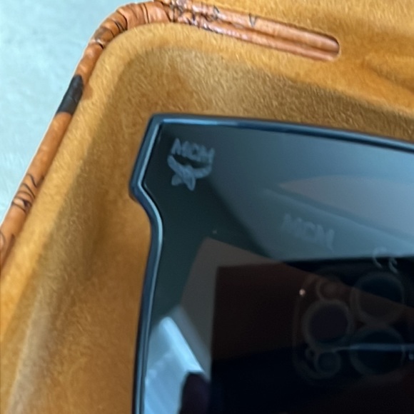 MCM WOMENS SUNGLASSES main image 10